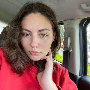 Meet your Posher, Natalia